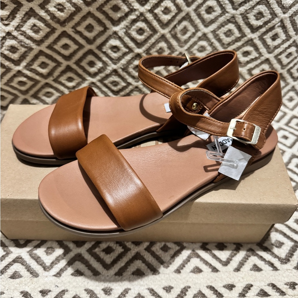 Steve Madden Tan Leather Sandals